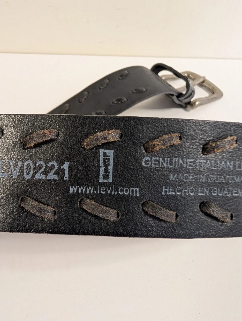 Levi's Black Genuine Italian Leather Whipstitch Belt 38 Rustic Casual